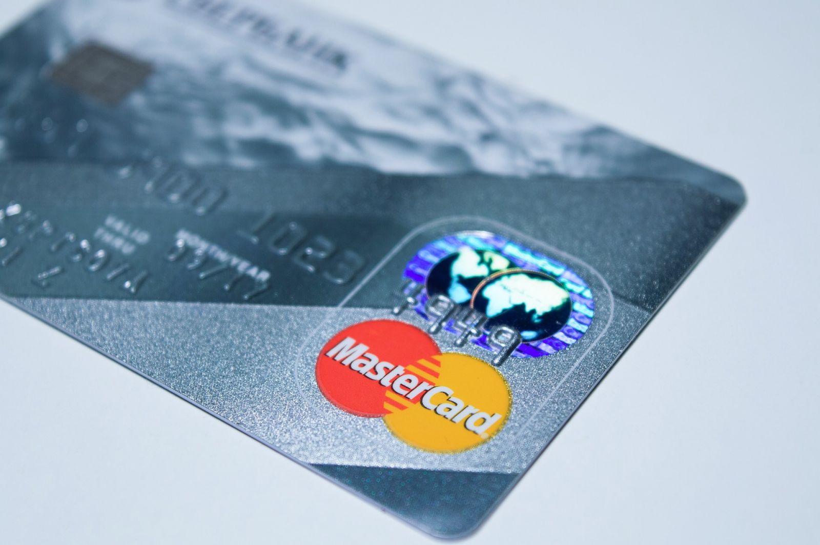 A Plastic Card 1647376 1920