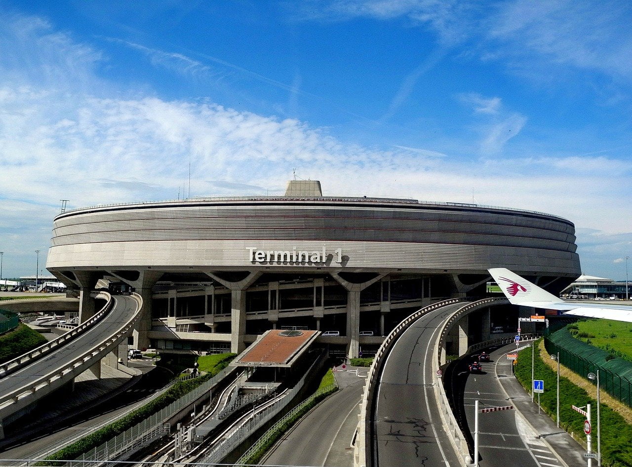 Aeroports Paris Adp 1