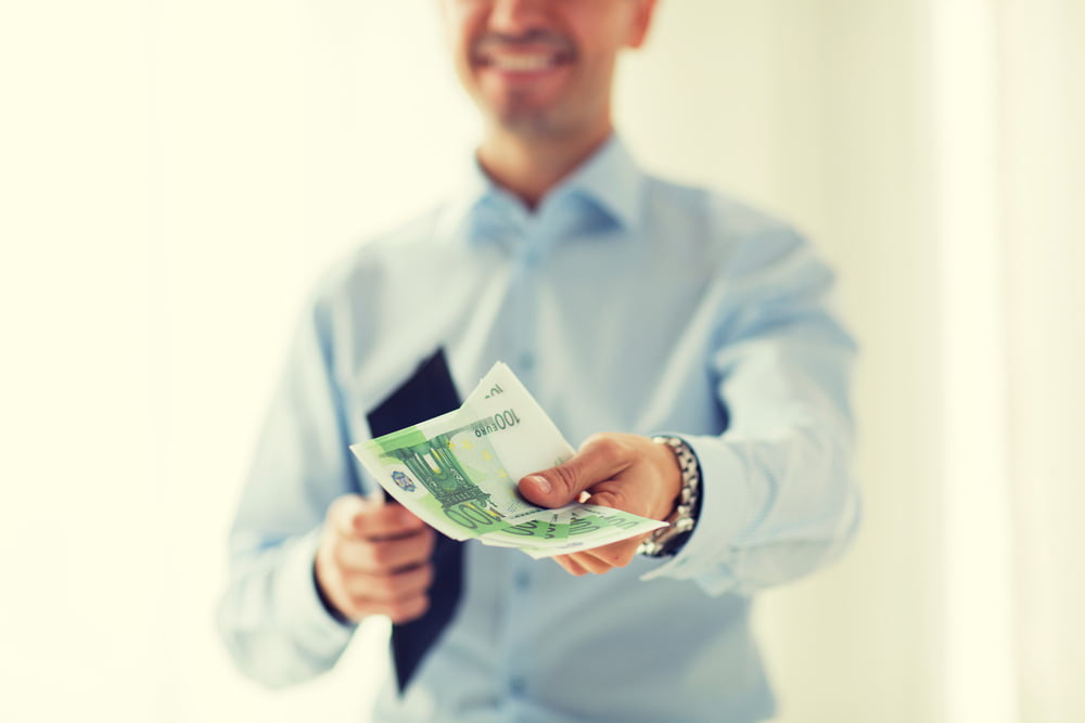 Banque Taux Interet Negatif Cash Argent Patrimoine