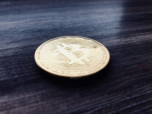 Bitcoin Risques Crise Cryptomonnaies Macron