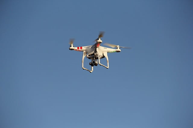 Drones Defibrillateurs Suede Crise Cardiaque Ambulance Urgence