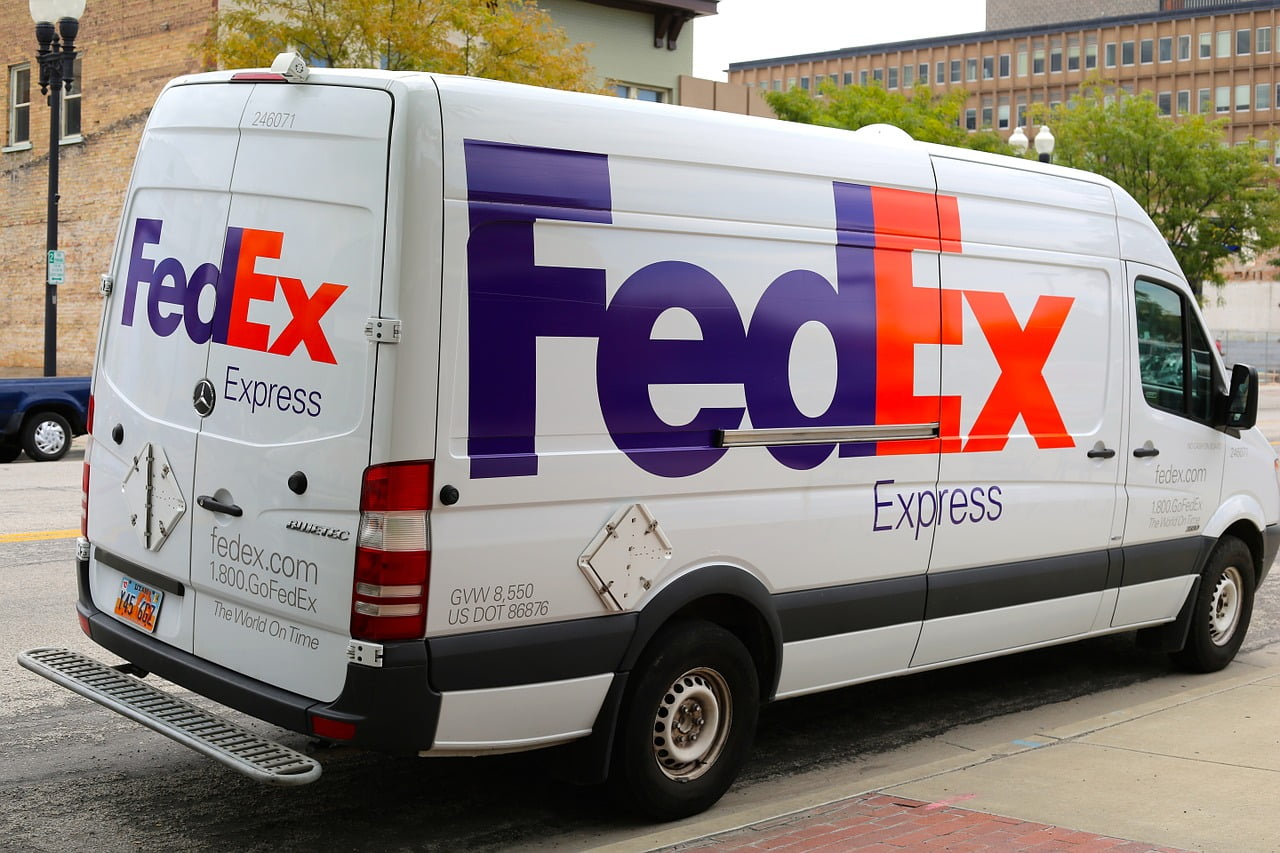 Fed Ex Paris 2