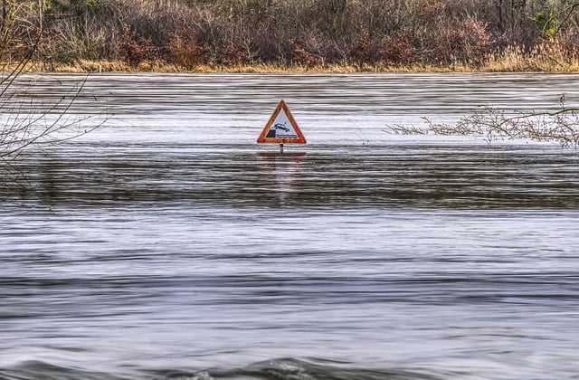 France Inondations Gestion Crues Degats