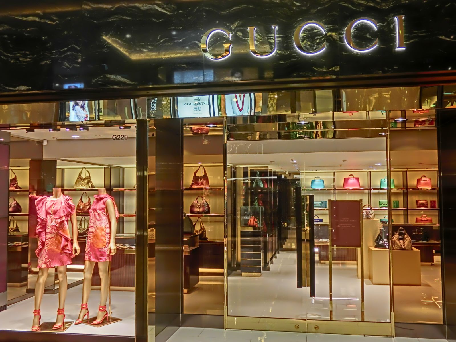 Gucci Store