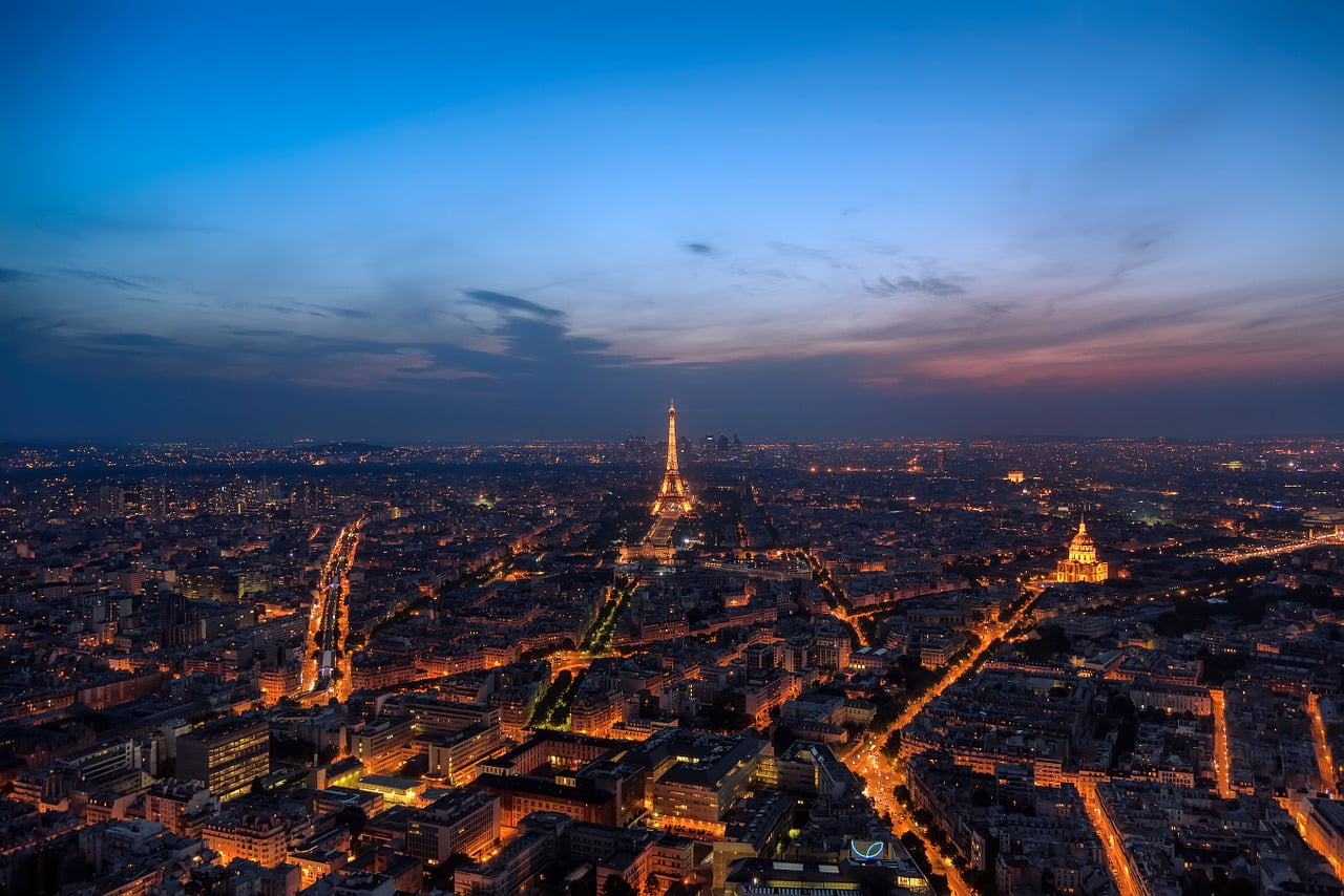 Hidalgo Paris Reforme Voitures Autorisation Circuler Migrants