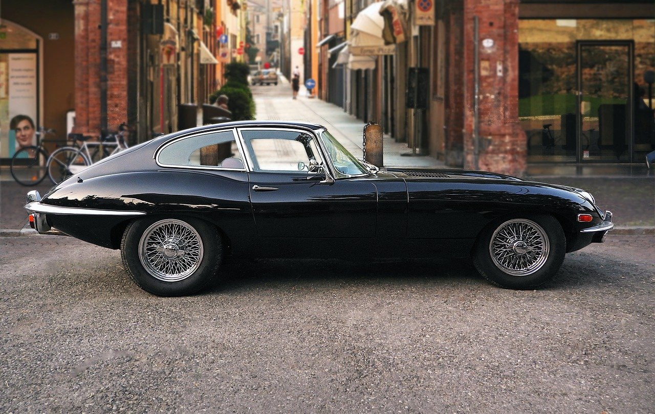 Jaguar Land Rover 100 Electrique 1
