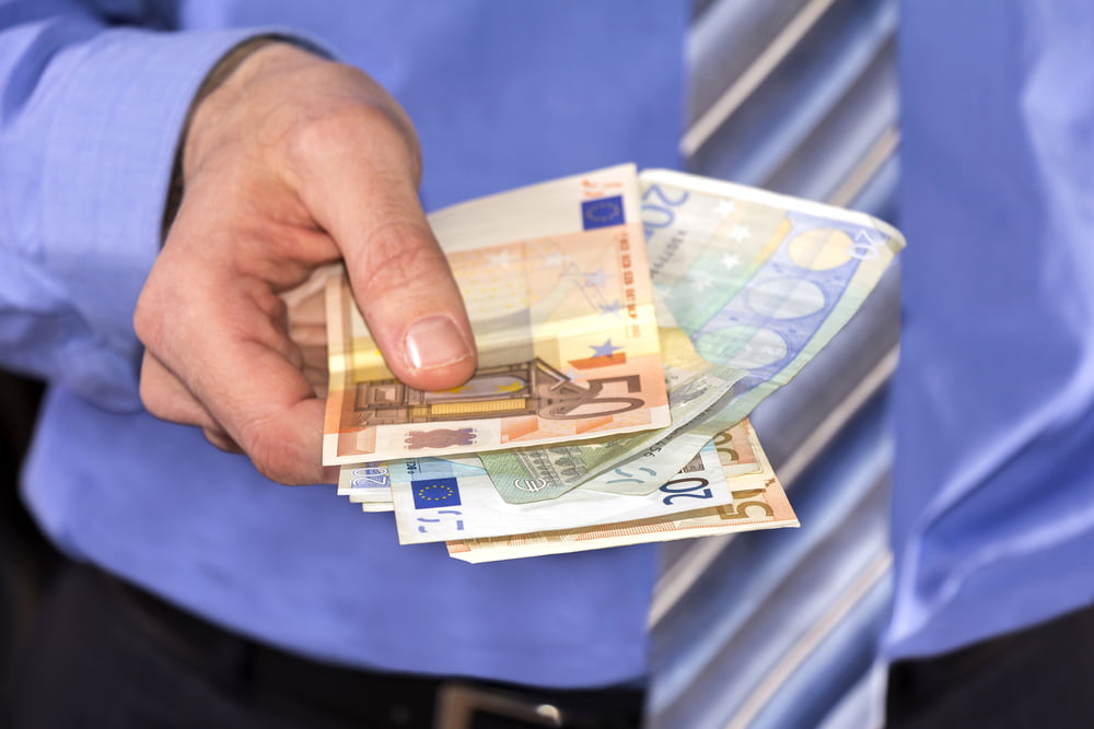 Janet Yellen Fed Limite Paiement Cash