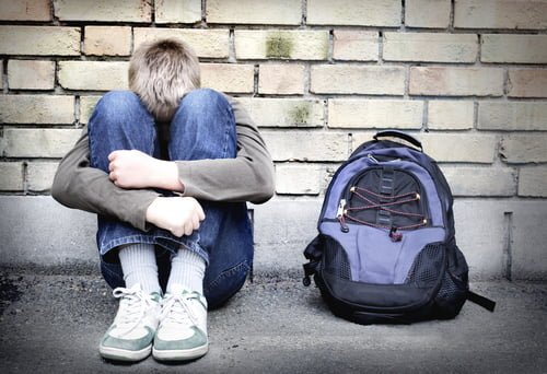 Jeune Precarite Logement Difficultes