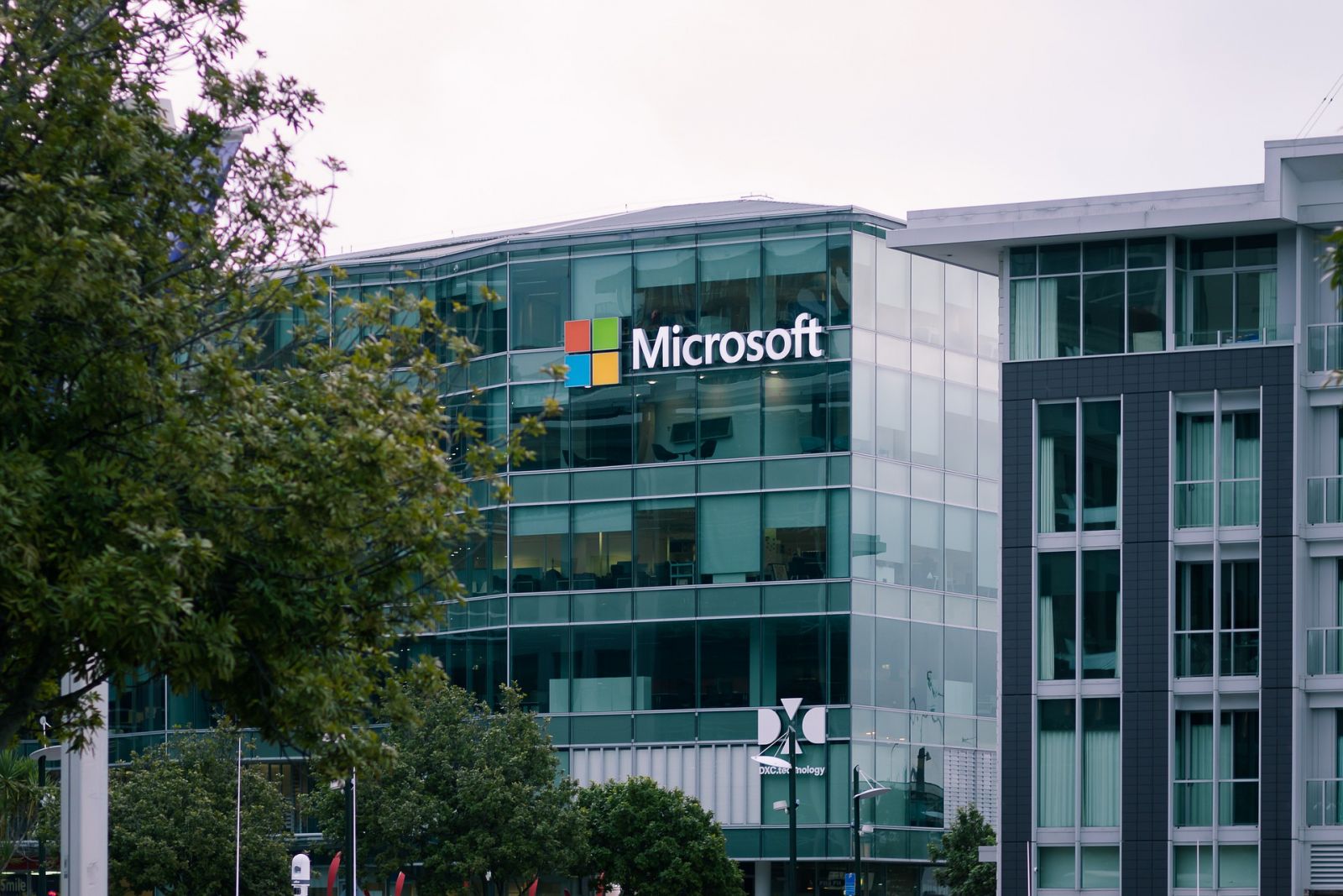 Microsoft 4608125 1920