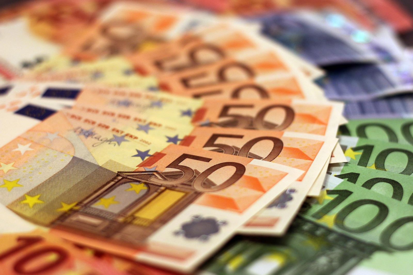 Money 1005476 1920