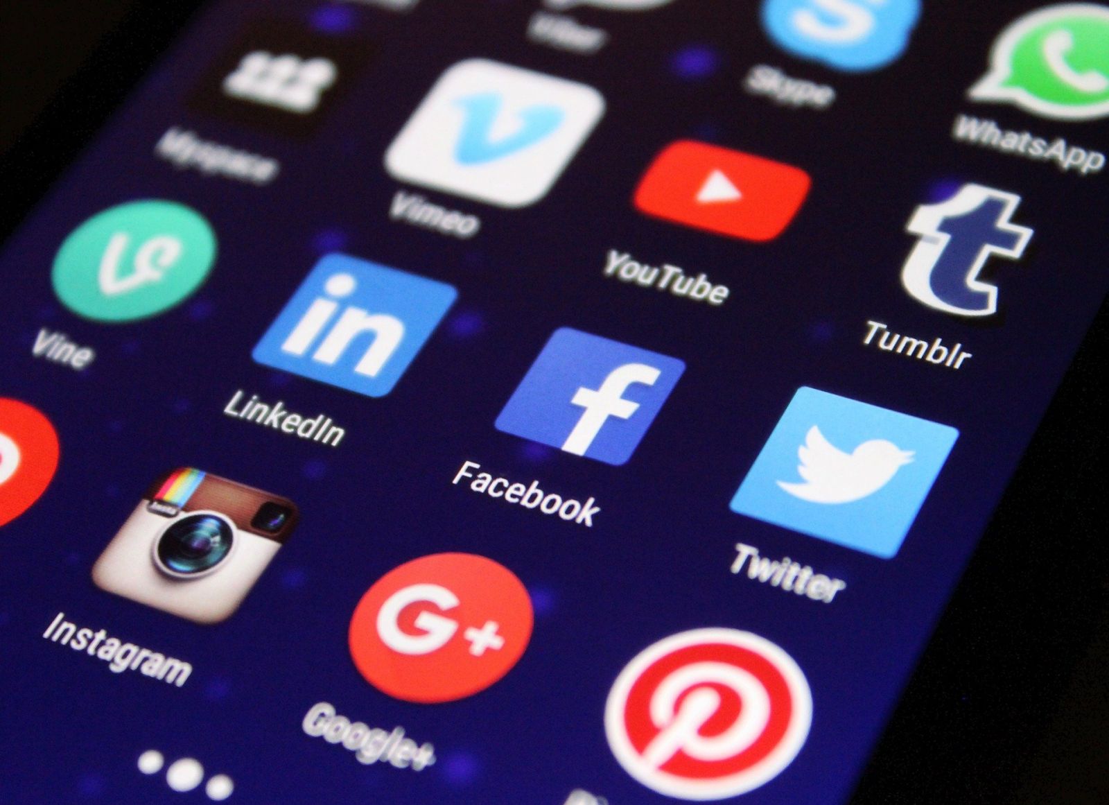 Reseaux Sociaux Enfants Prevention