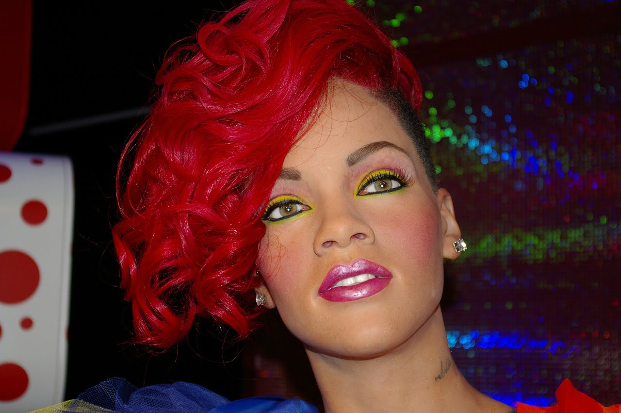Rihanna Lvmh Marque 1
