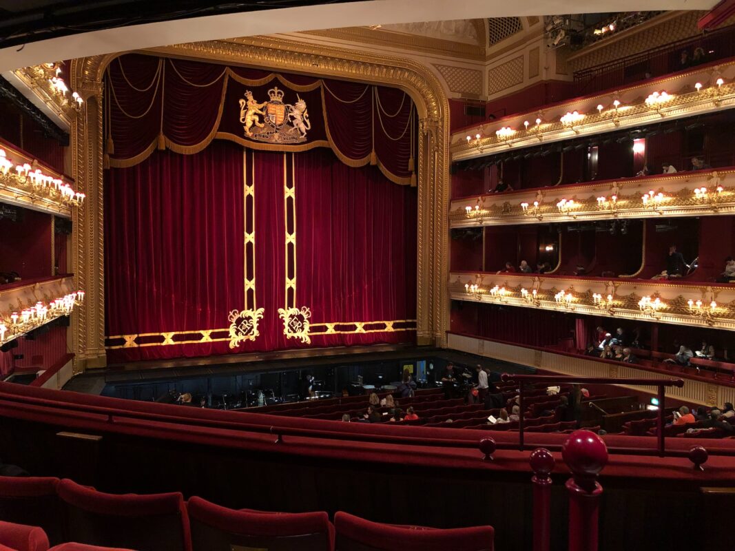 Tous à l'opéra