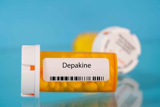 depakine-risque-potentiel-enfants-peres-traites