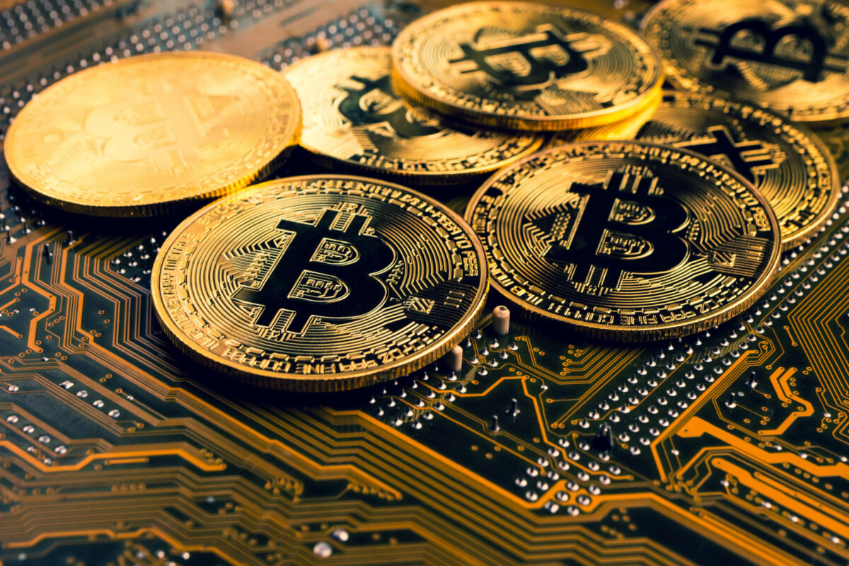 Satoshi Nakamoto Bitcoin Explications Ecrits Analyse Histoire Cryptomonnaie Herlin