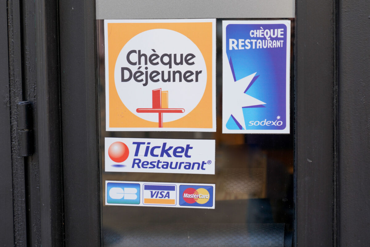 Titres Restaurant Papier Disparition Refus Commerce Demateriaisation Salaries