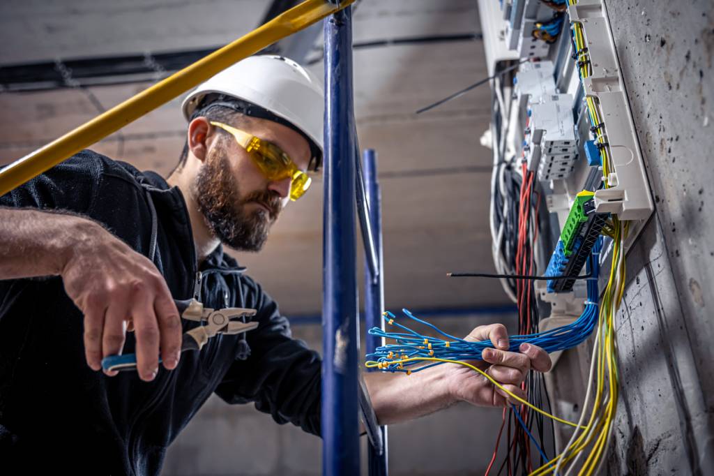 électricien intervention risques