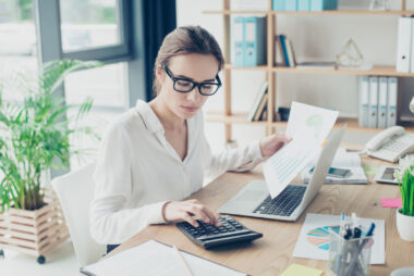 Simplification administrative : que prévoit le gouvernement pour les entreprises ?