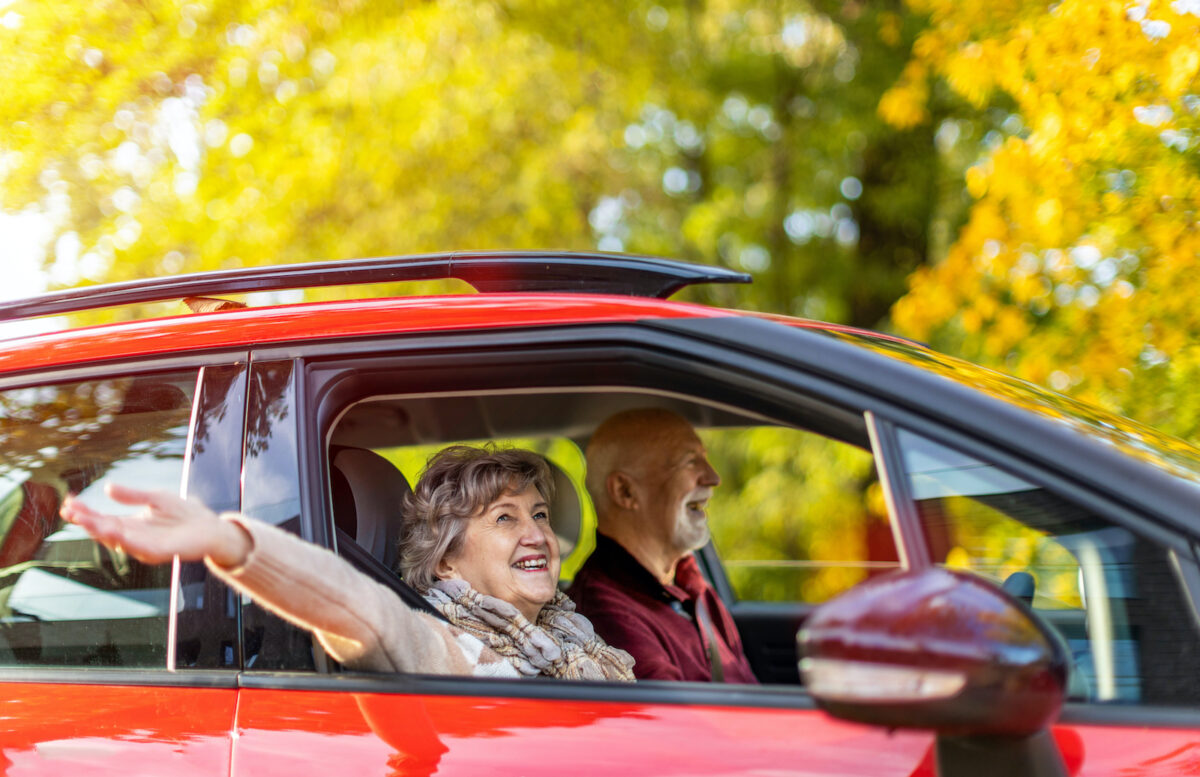 conducteurs seniors, permis de conduire seniors, rumeur, macaron S, vignette S, sécurité routière, projet de loi