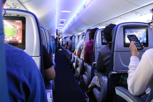 Reservees Aux Adultes Compagnie Aerienne Europe