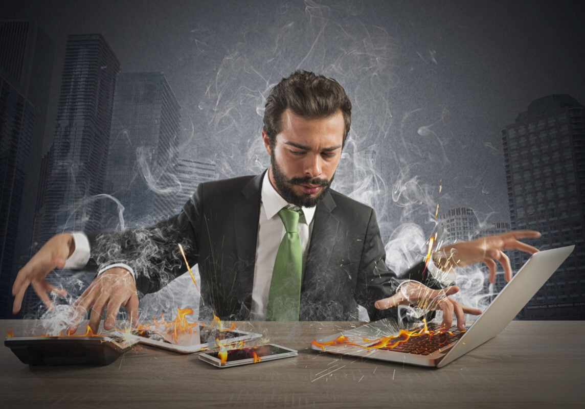 Employes Travail Intensif Etude Avgoustaki