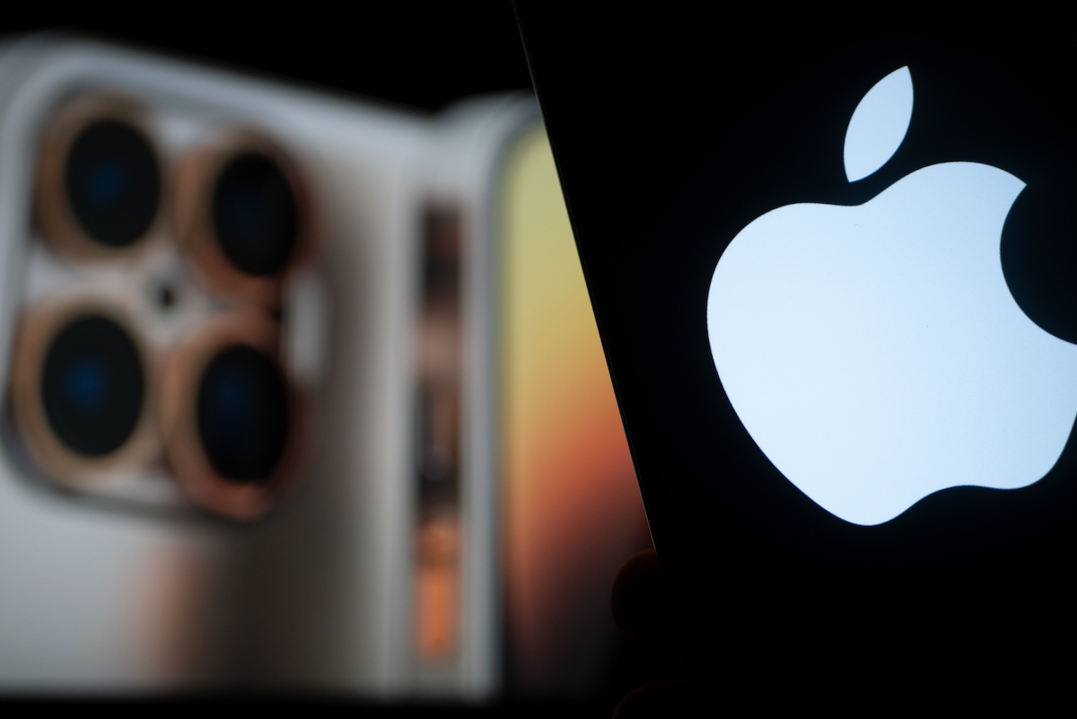 iPhone 15, mise à jour, Apple, iOs 17, problème, surchauffe, wifi, limitation performances, software, application tierce