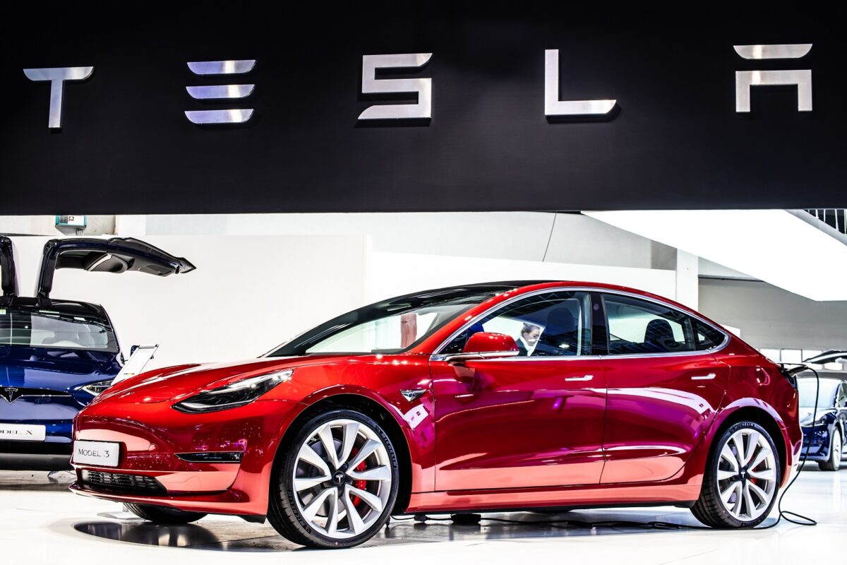 Tsla, model 3, contrôle technique, défaillance, échec, maintenance