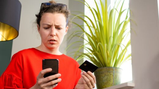 arnaque, remboursement, paypal, banque, alerte, danger, phishing