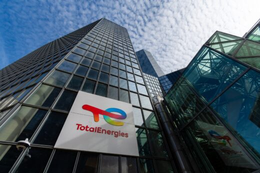 totalenergies, bourse, paris, new york, décision, finance
