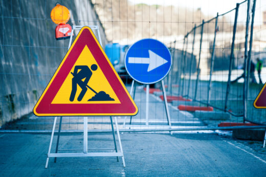 chantier, panneaux de chantier, panneaux de signalisation, équipement de sécurité, sécurité, loi, réglementation, signals, certification, travaux