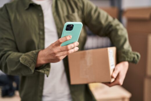 Arnaque par SMS : voici comment éviter les pièges des faux livreurs