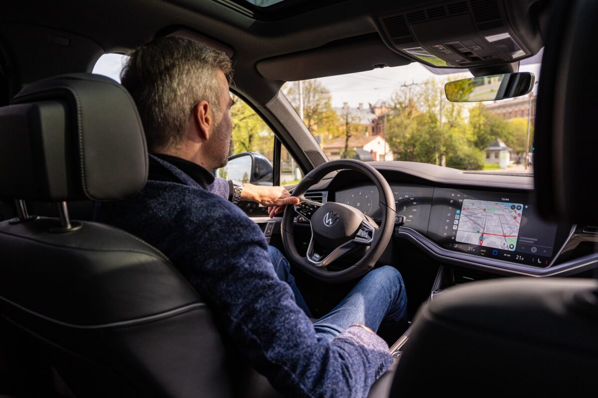 volkswagen-automobile-logiciels-rivian