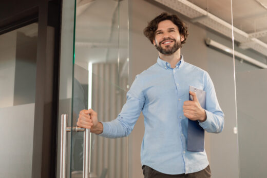 Portrait,of,confident,smiling,middle,aged,business,man,in,shirt