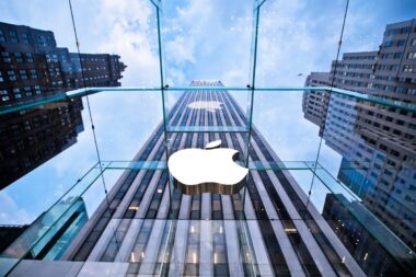 Apple, licenciement, emploi, directeur financier, rentrée, septembre 2024, 2025, Keynote 2024, iPhone 16, bénéfices, résultats financiers, tech