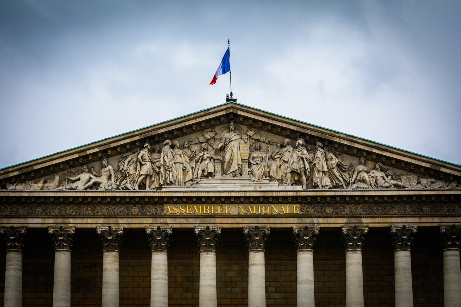 aurelie-trouve-bloquera-assemblee-nationale-menthon-budget-2025
