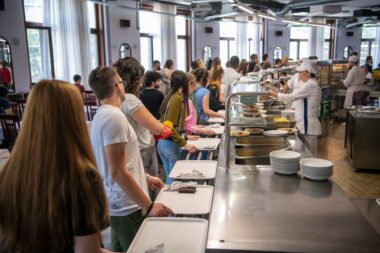 etudiants-repas-a-un-euro-crous-restauration