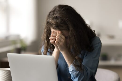 Hyperconnexion : comment gérer la surcharge des emails et des réunions ?