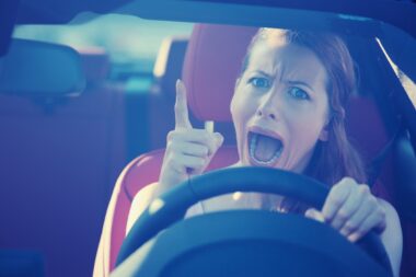 automobiliste, ZFE, voiture électrique, BNP Paribas, antisocial, injustice