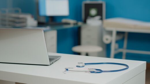 violences-soignants-medecin-ne-travaille-pas