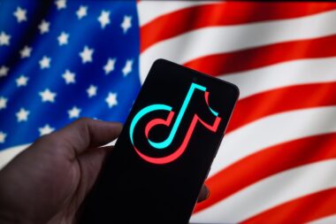 réseau social, rachat, actions, tiktok, USA, OM, Reddit, blockchain