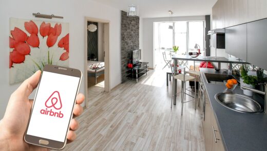 Airbnb a été condamné en justice à verser près de neuf millions d'euros à l'île d'Oléron. Pixabay