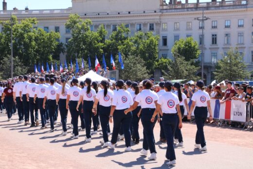 Service militaire obligatoire : un retour à 15 milliards d’euros par an ?