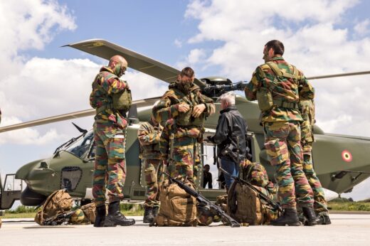L'Union européenne adopte un plan d'achats d'armement de 150 milliards d'euros
