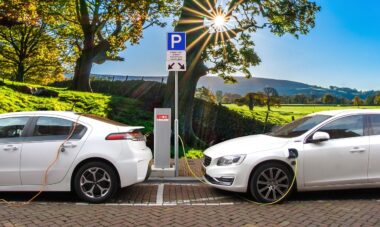 Un peu plus d'un Français sur dix serait prêt à passer à la voiture électrique, à prix équivalent à une voiture thermique. Pixabay