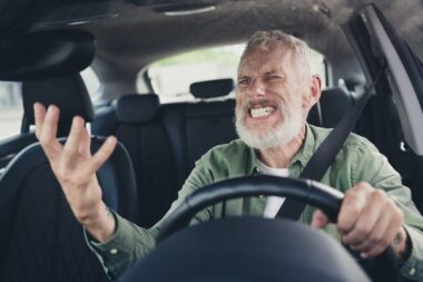 Ces comportements qui rendent fous les conducteurs français