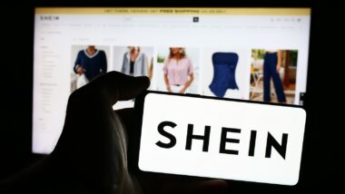 fast-fashion-shein-production-inde-loi-colis