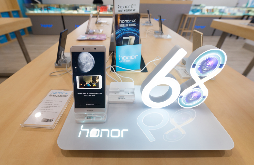 Deux smartphones interdits de vente en France pour non-conformité